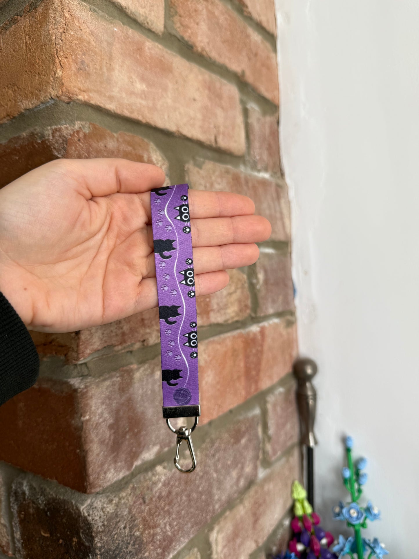 Creepy Cat Wrist Lanyard πββ¬π