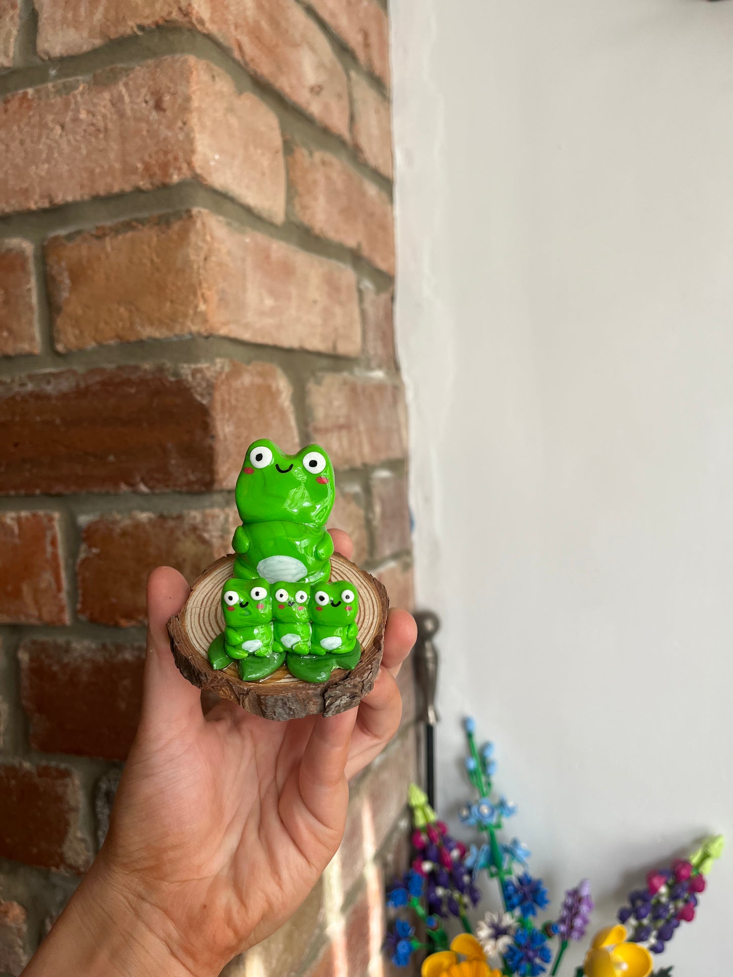 Cute Frog Phone Stands