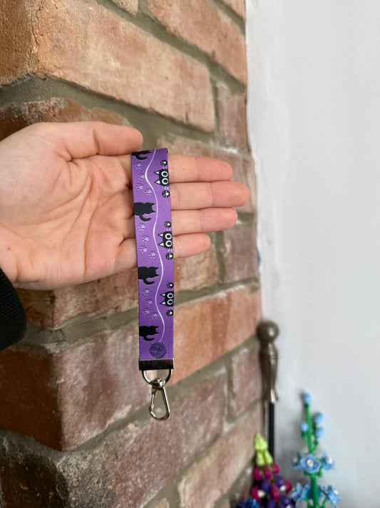 Creepy Cat Wrist Lanyard 🐈‍⬛💜
